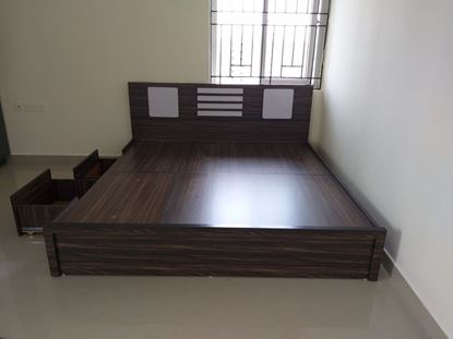 Picture of Wooden Cot -King Size